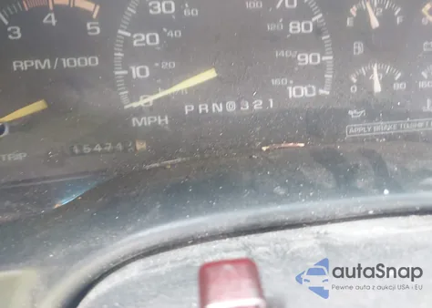 1999 Chevrolet Suburban C2500 из США, поврежденный, VIN 3GNGC26F0XG206137